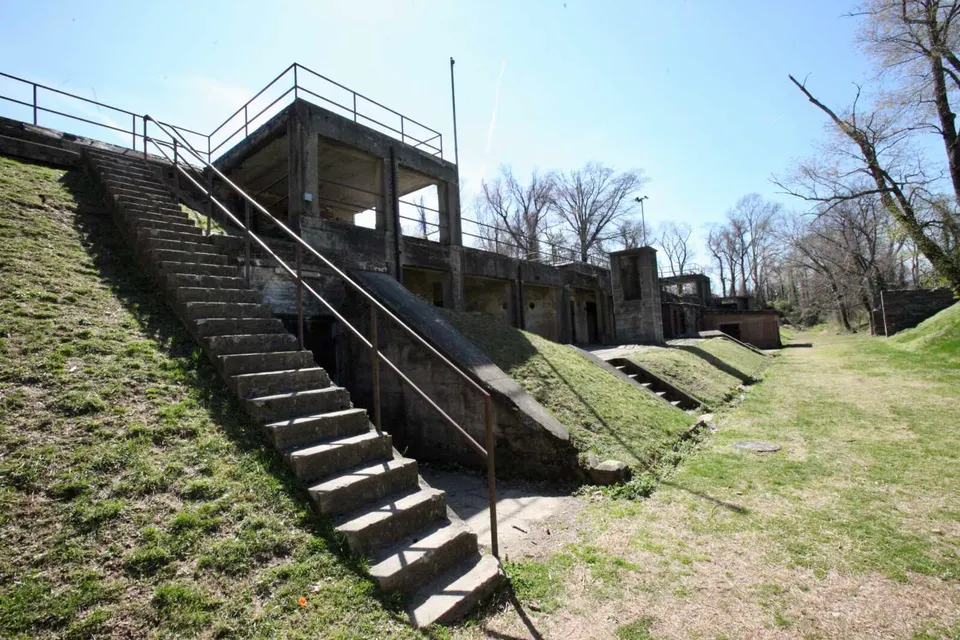 The Battery at Fort Hunt Park (staff photo by James Cullum)