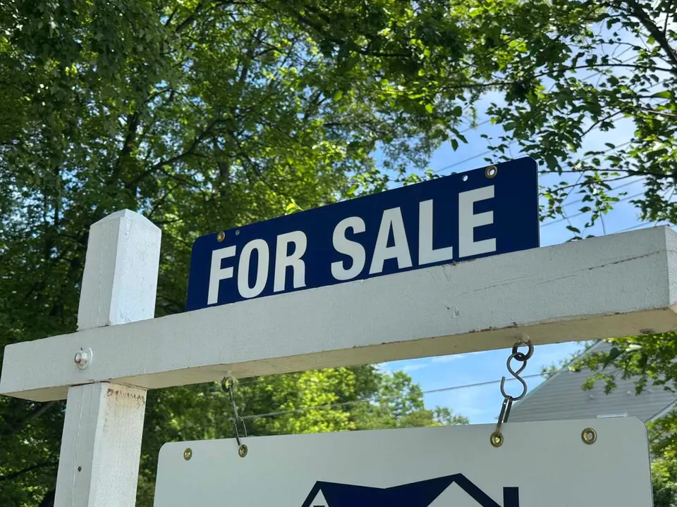 House for sale sign (file photo)