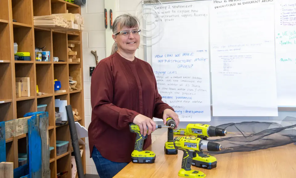 Desa Elwell works with power tools