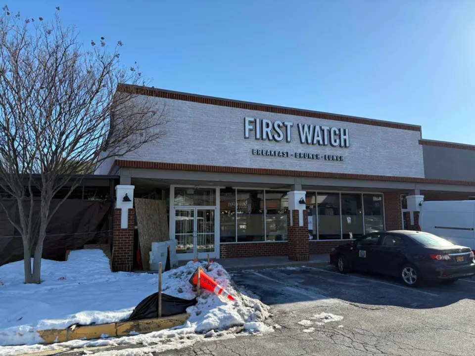 First Watch nears opening at Idylwood Plaza (staff photo by Jared Serre)