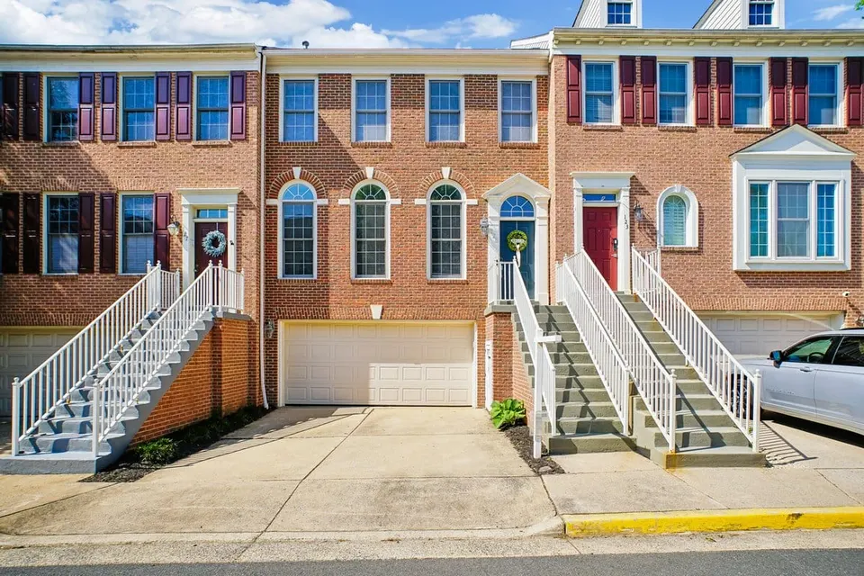 125 Carter Ct SW