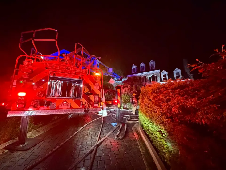 A Fairfax County Fire and Rescue engine at a house on Turkey Run Road in McLean (via FCFRD/Facebook)