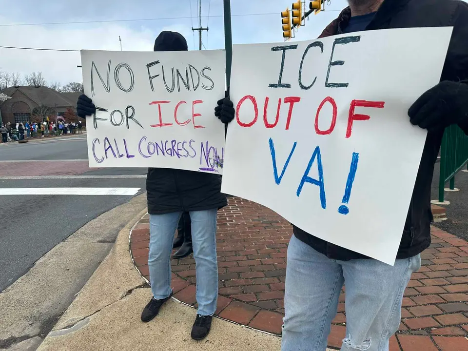 Scenes from a Jan. 11, 2026 ICE Out for Good protest on Maple Avenue in Vienna (staff photo by Angela Woolsey)