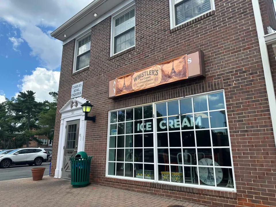 Whistler’s Ice Cream Extraordinaire in Vienna’s Village Green shopping center (staff photo by Angela Woolsey)