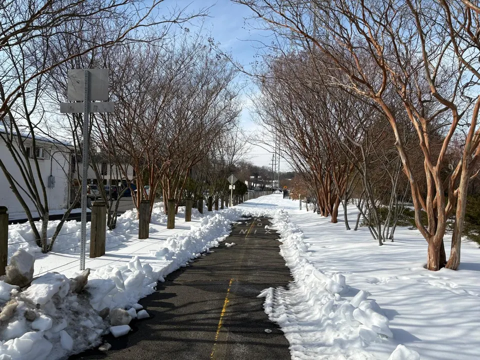 Snow has been cleared from a segment of the Washington & Old Dominion Trail in Vienna (photo by Amy Woolsey)