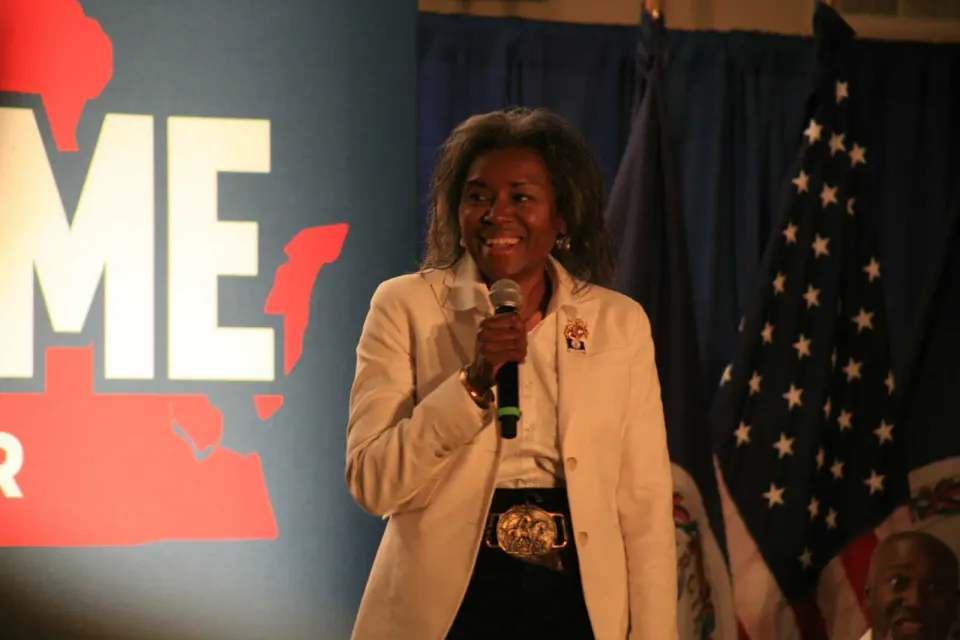 Winsome Earle-Sears speaks at a rally in Vienna (staff photo by Vernon Miles)